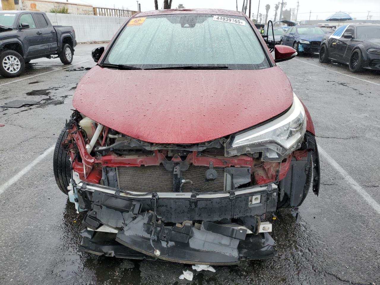 2018 Toyota C-HR VIN NMTKHMBX1JR038482 Copart auction photo, front end / minor dent/scratches damage thumbnail 5
