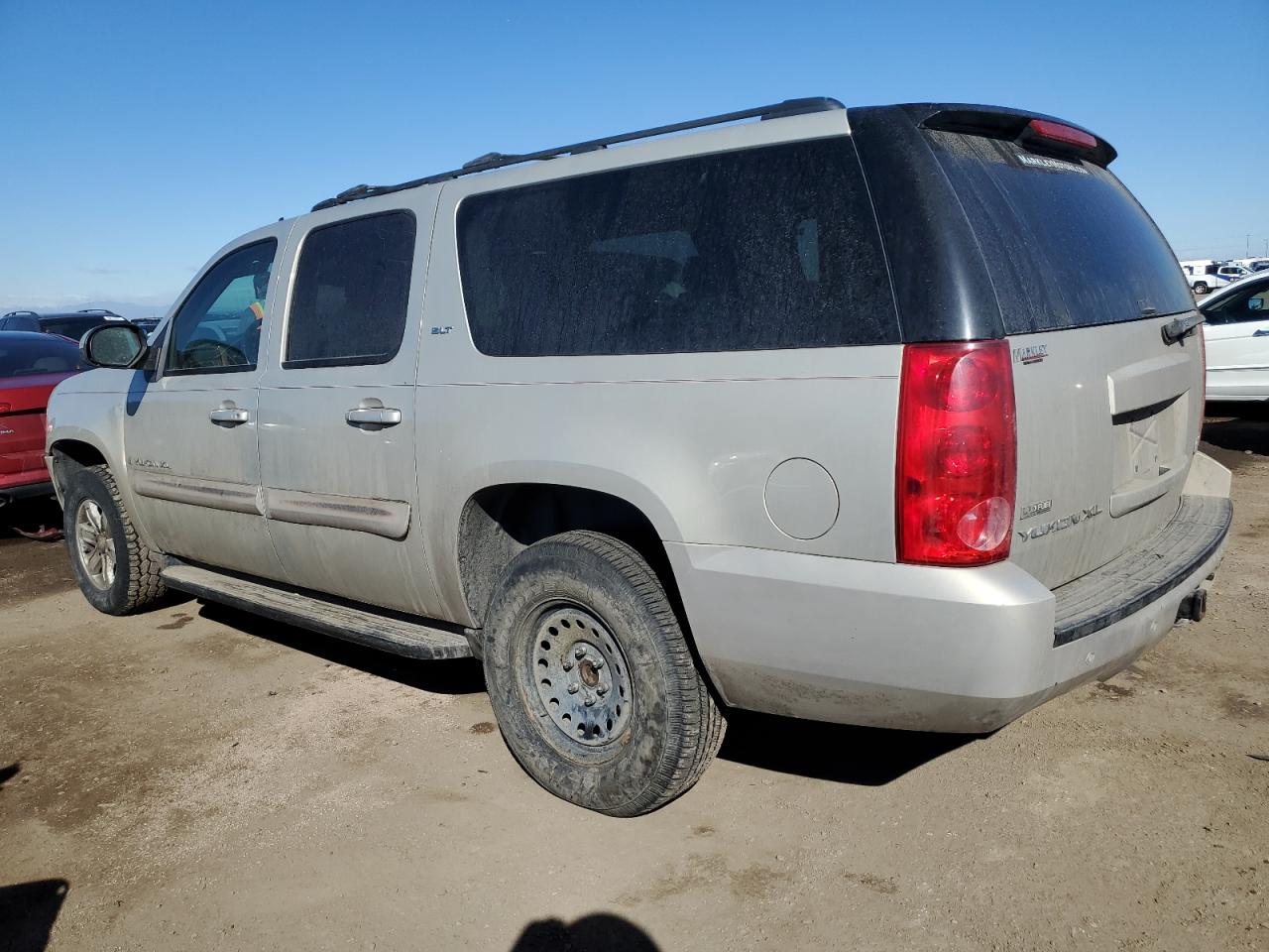 2007 GMC Yukon VIN 1GKFK16387R381473 Copart auction photo, front end / side damage thumbnail 2