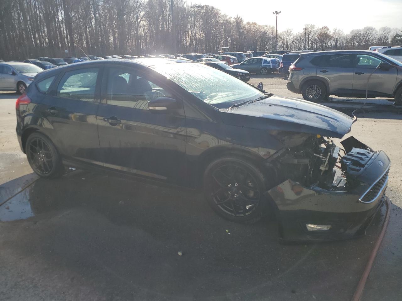 2016 Ford Focus VIN 1FADP3K26GL239385 Copart auction photo, front end damage thumbnail 4