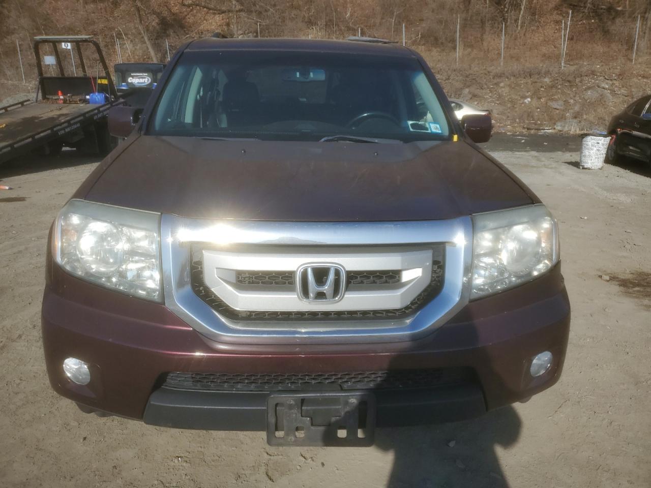 2011 Honda Pilot VIN 5FNYF4H66BB098036 Copart auction photo, front end / minor dent/scratches damage thumbnail 5