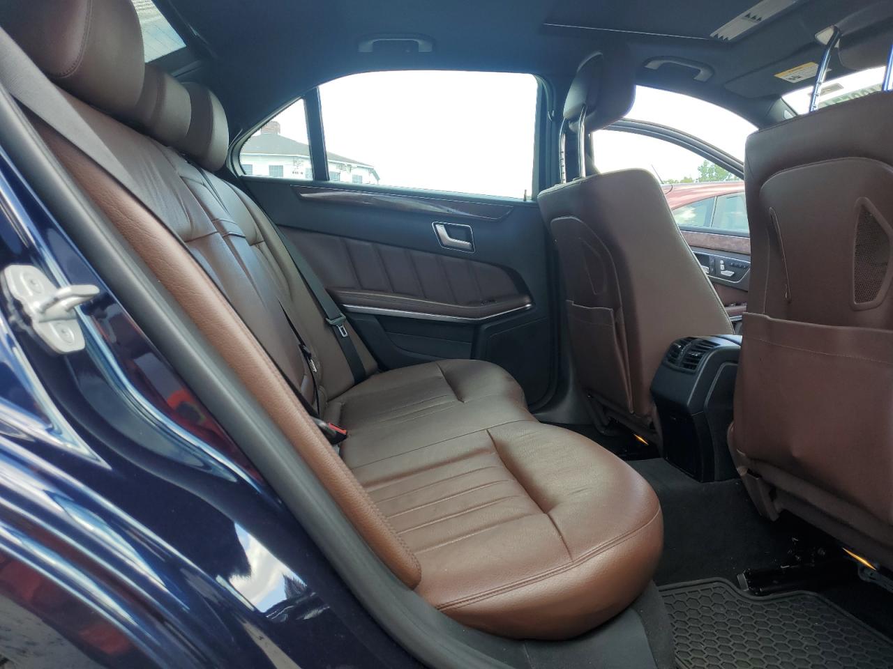2014 Mercedes-Benz E-klasse VIN WDDHF8JB7EA935944 Copart auction photo, front end / minor dent/scratches damage thumbnail 10