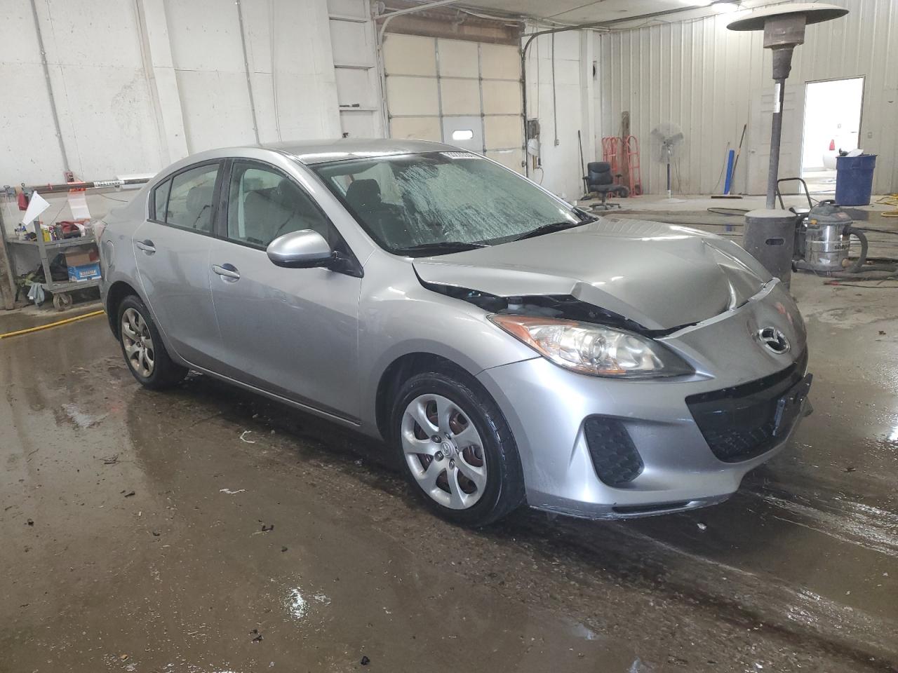 2013 Mazda 3 VIN JM1BL1TG0D1726343 Copart auction photo, front end damage thumbnail 4