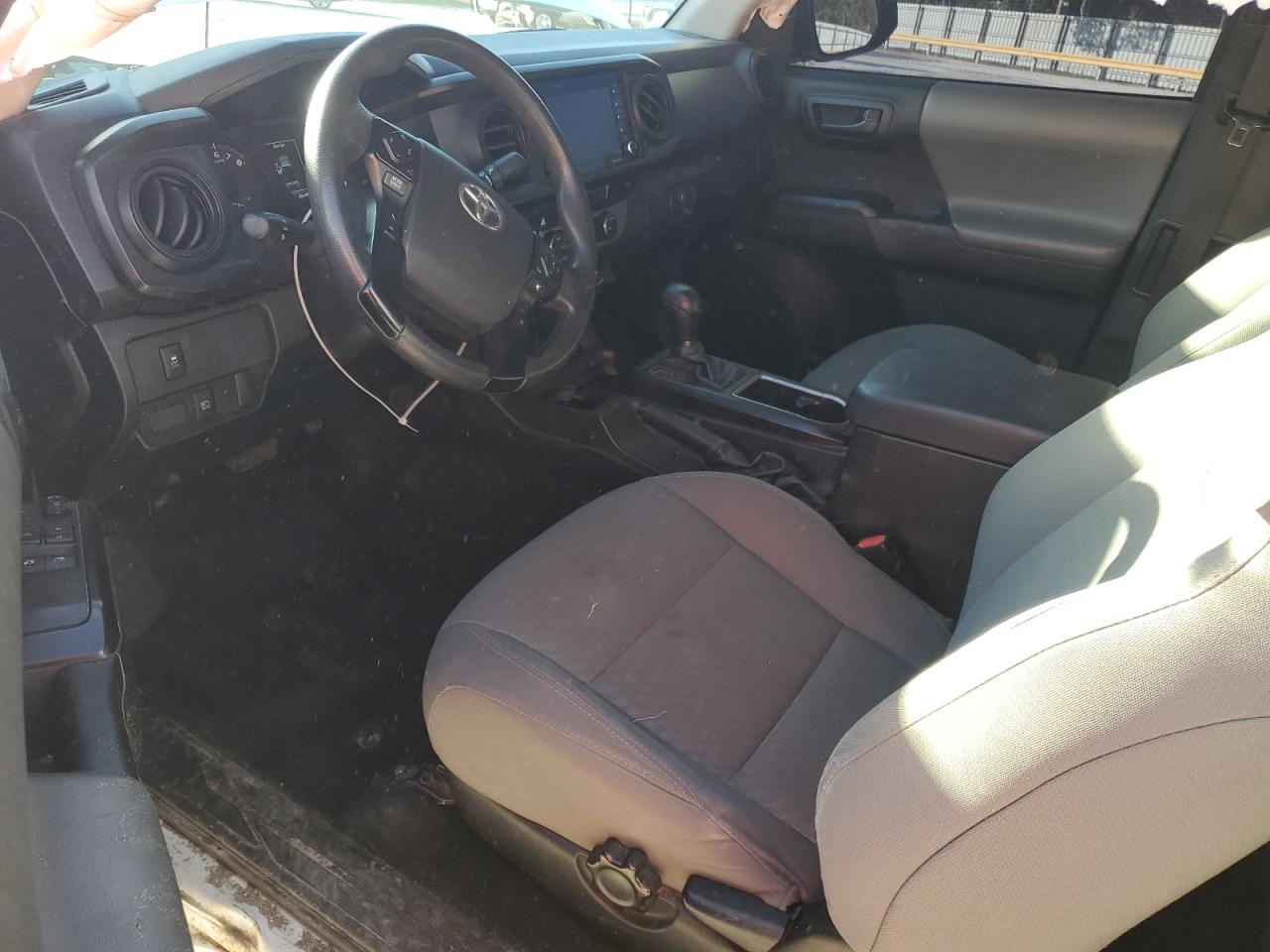 2022 Toyota Tacoma VIN 3TYRZ5CN2NT017070 Copart auction photo, all over damage thumbnail 8