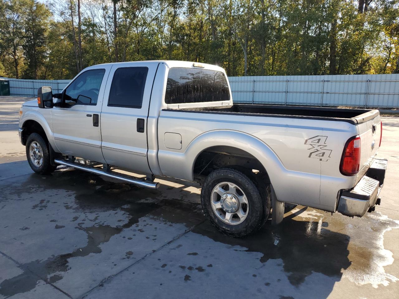 2013 Ford F250 VIN 1FT7W2B63DEA72586 Copart auction photo, front end / minor dent/scratches damage thumbnail 2