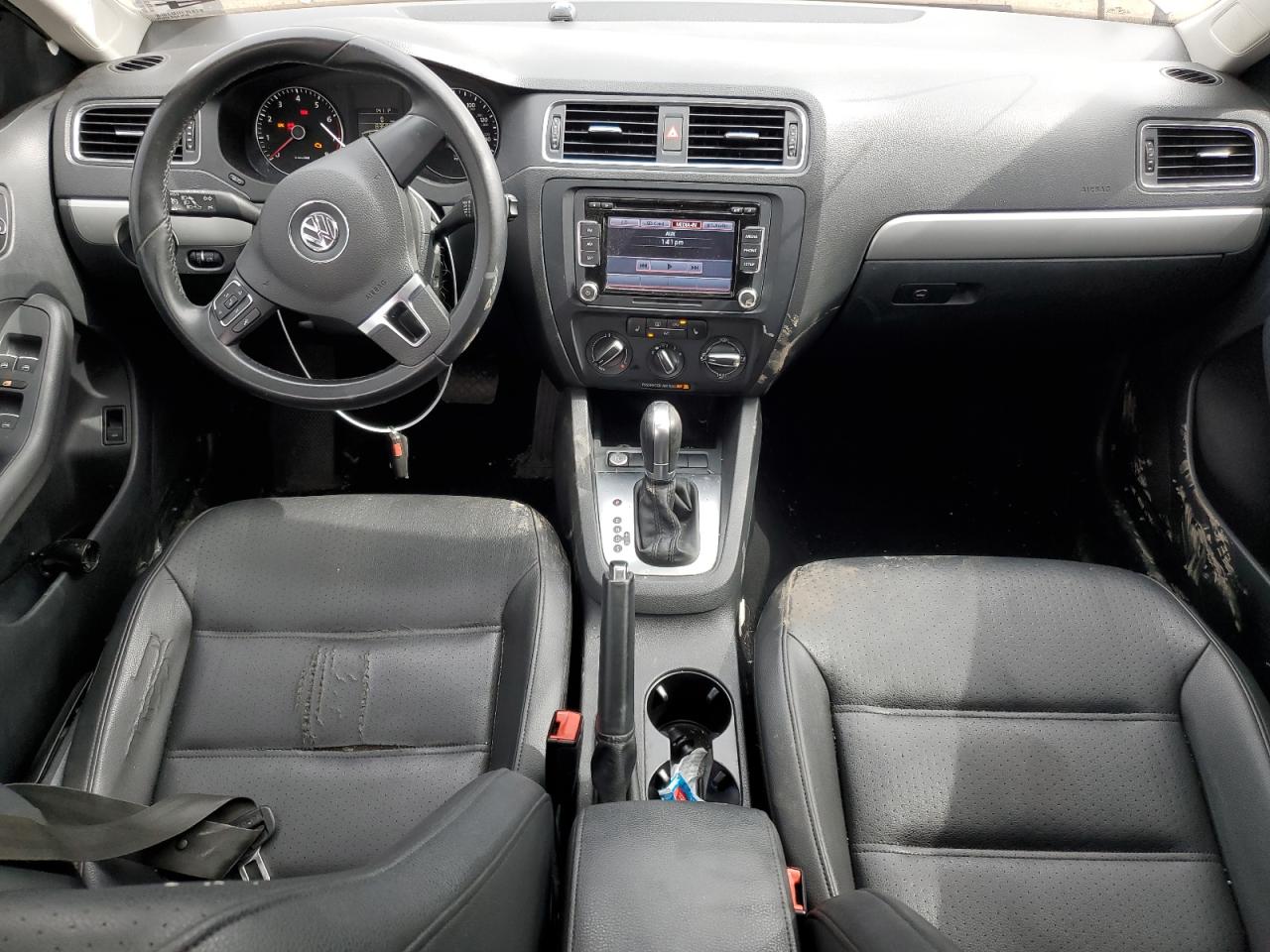2014 Volkswagen Jetta VIN 3VWD07AJ6EM444065 Copart auction photo, side / rear end damage thumbnail 8
