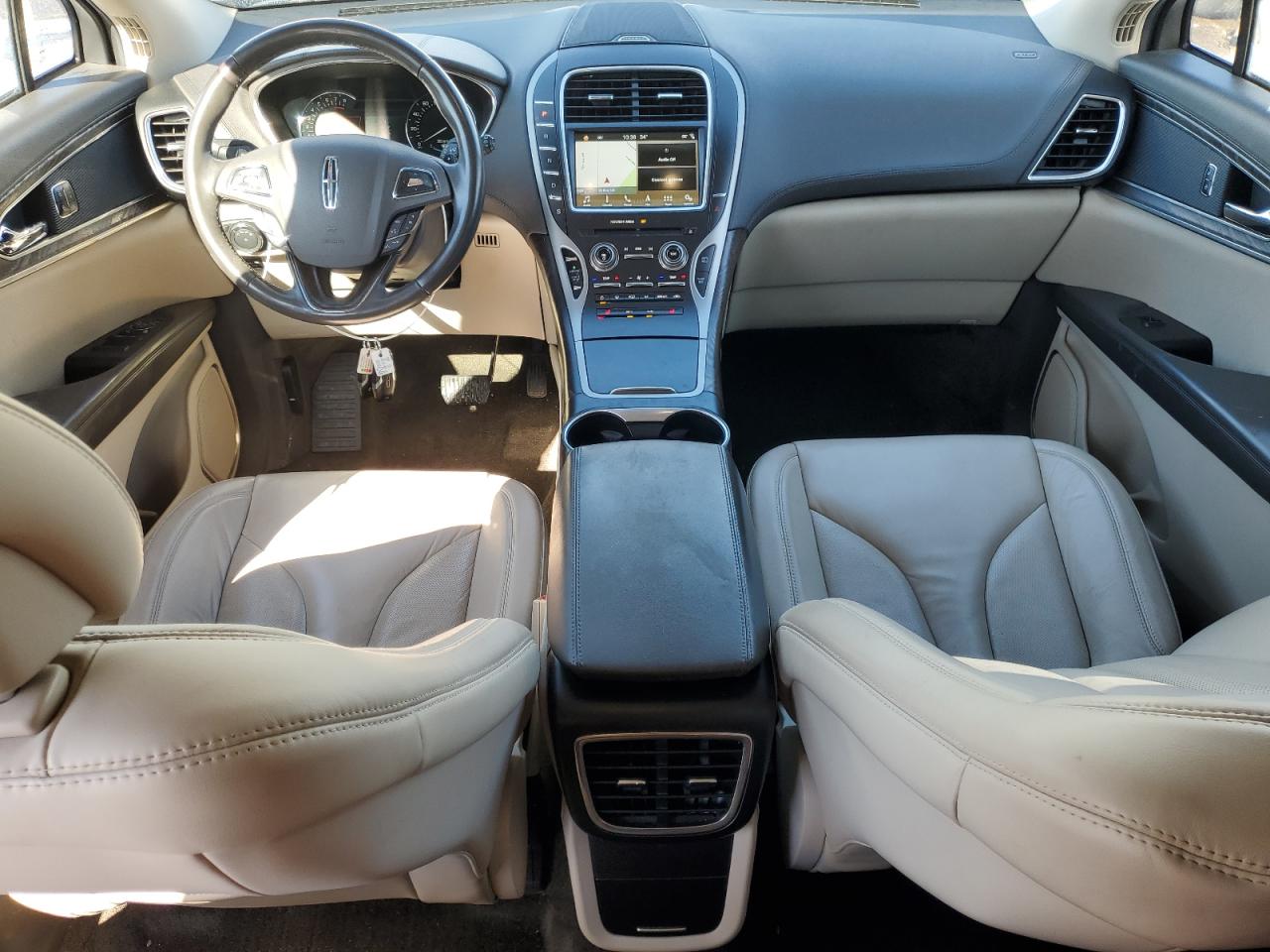 2016 Lincoln MKX VIN 2LMTJ8KR2GBL79130 Copart auction photo, front end damage thumbnail 8