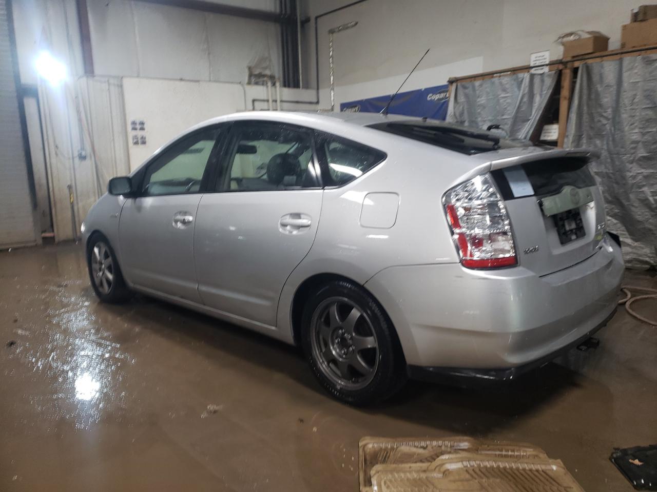 2009 Toyota Prius VIN JTDKB20U797881737 Copart auction photo, front end / rear end damage thumbnail 2