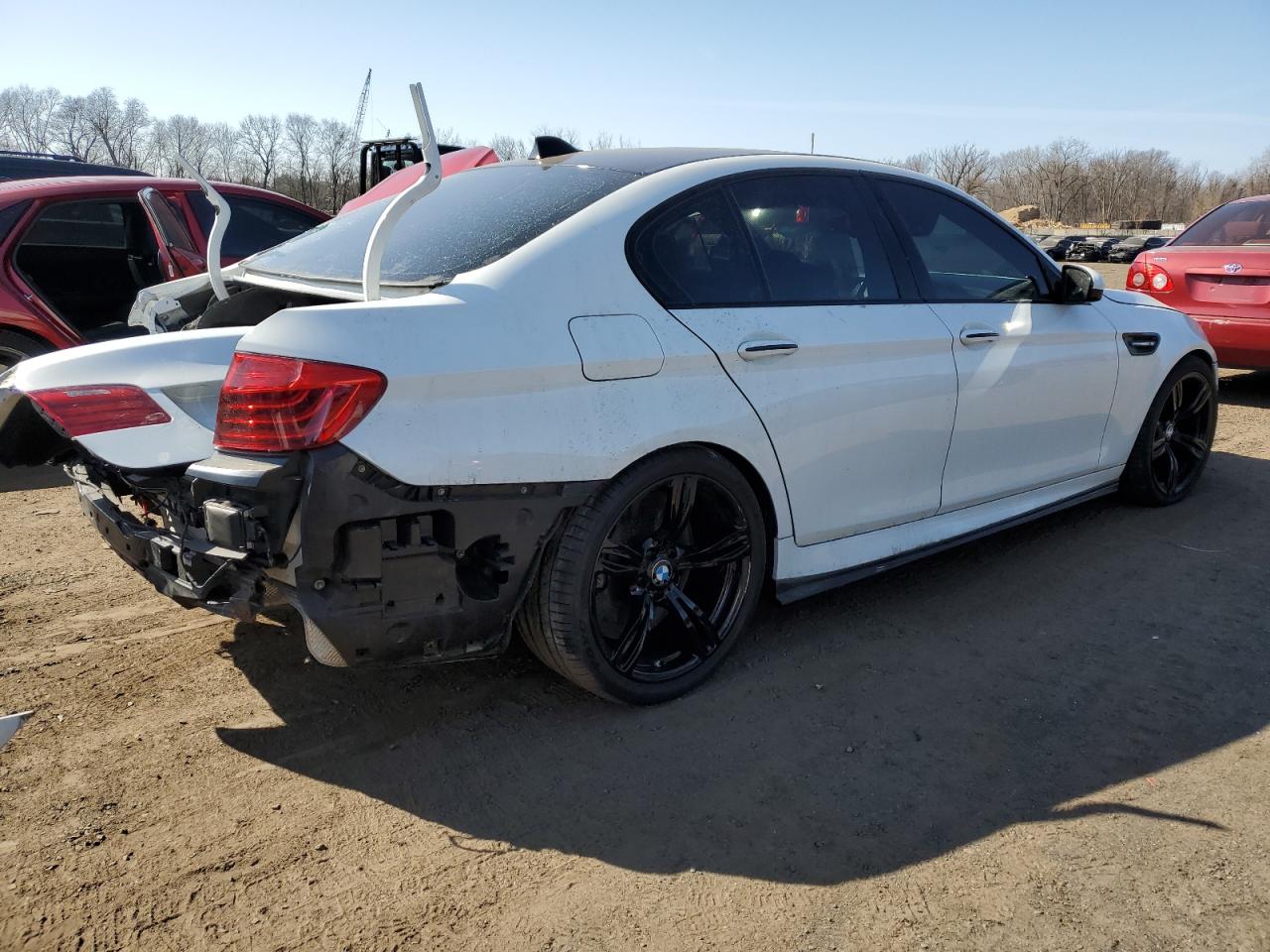 2015 BMW M5 VIN WBSFV9C51FD594664 Copart auction photo, rear end damage thumbnail 3