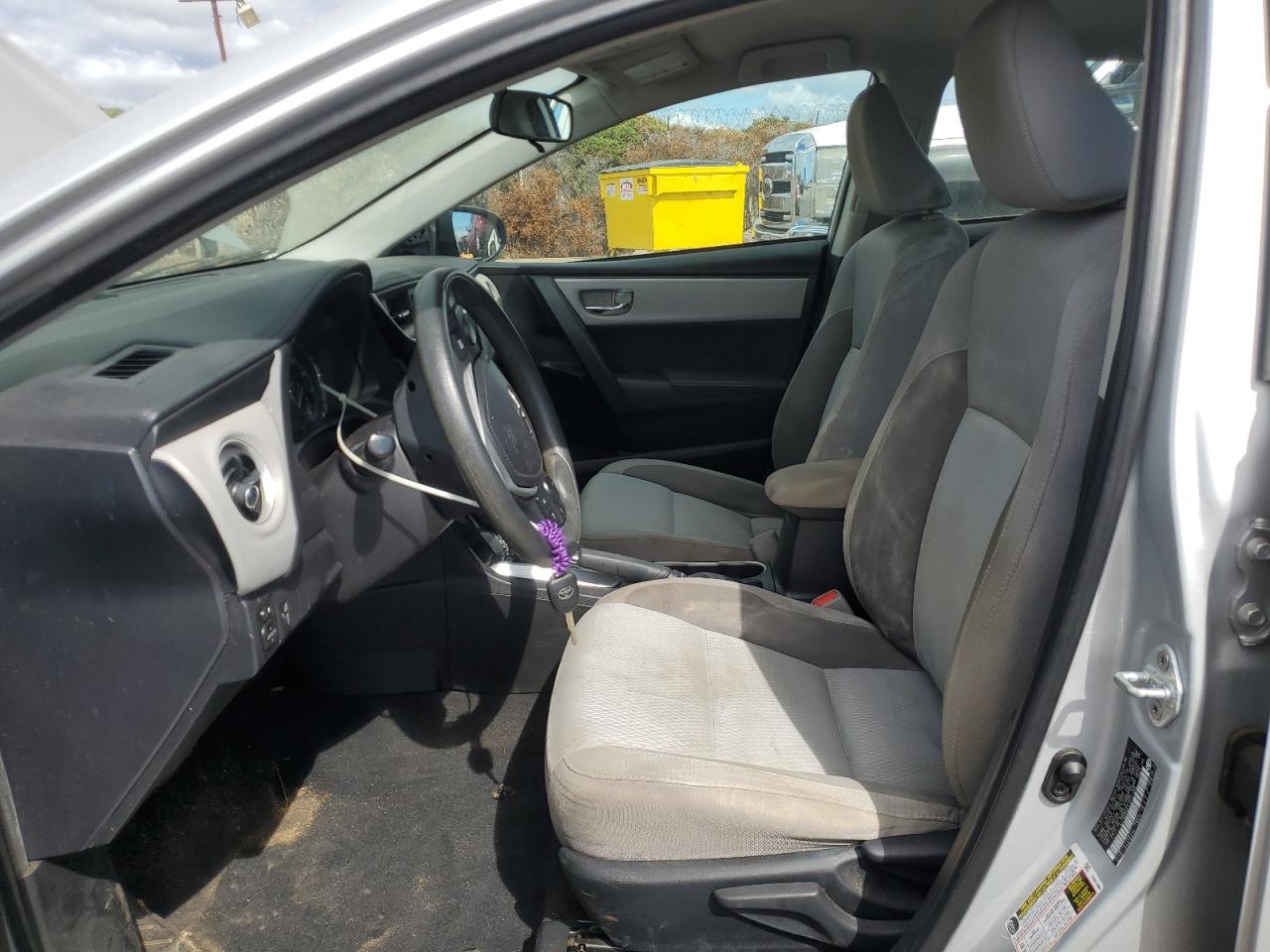 2018 Toyota Corolla VIN 5YFBURHE2JP771066 Copart auction photo, minor dent/scratches damage thumbnail 7
