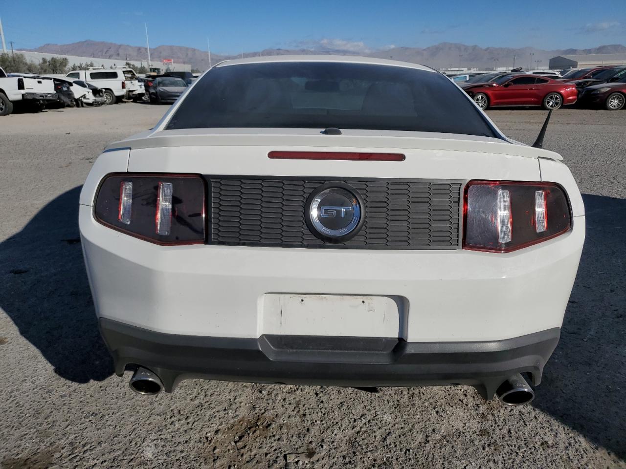 2012 Ford Mustang VIN 1ZVBP8CF1C5266585 Copart auction photo, front end / side damage thumbnail 6