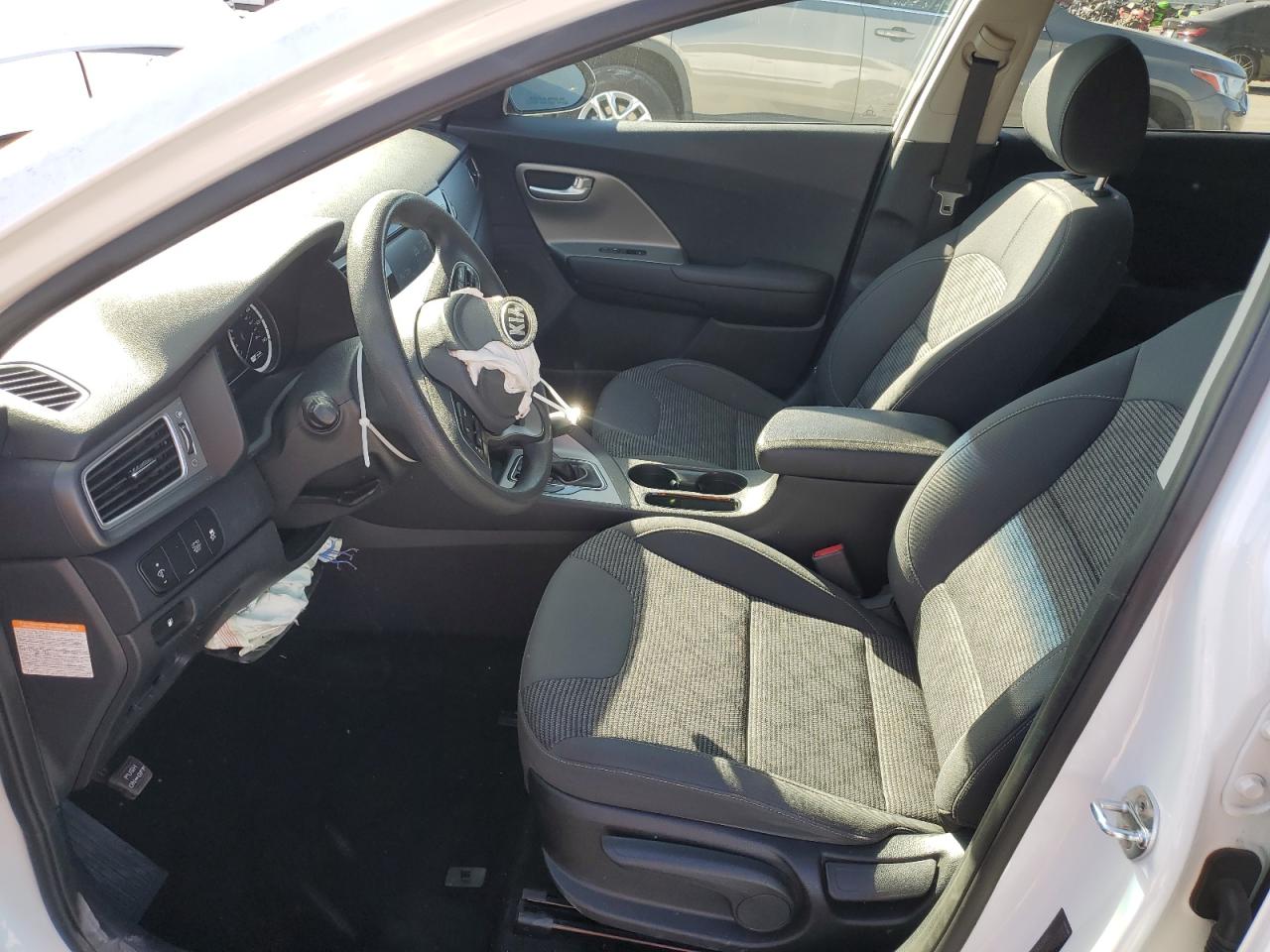 2019 KIA Niro VIN KNDCB3LC3K5250952 Copart auction photo, front end damage thumbnail 7