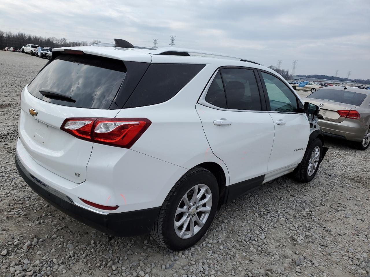 2019 Chevrolet Equinox VIN 3GNAXKEV7KS502510 Copart auction photo, front end damage thumbnail 3