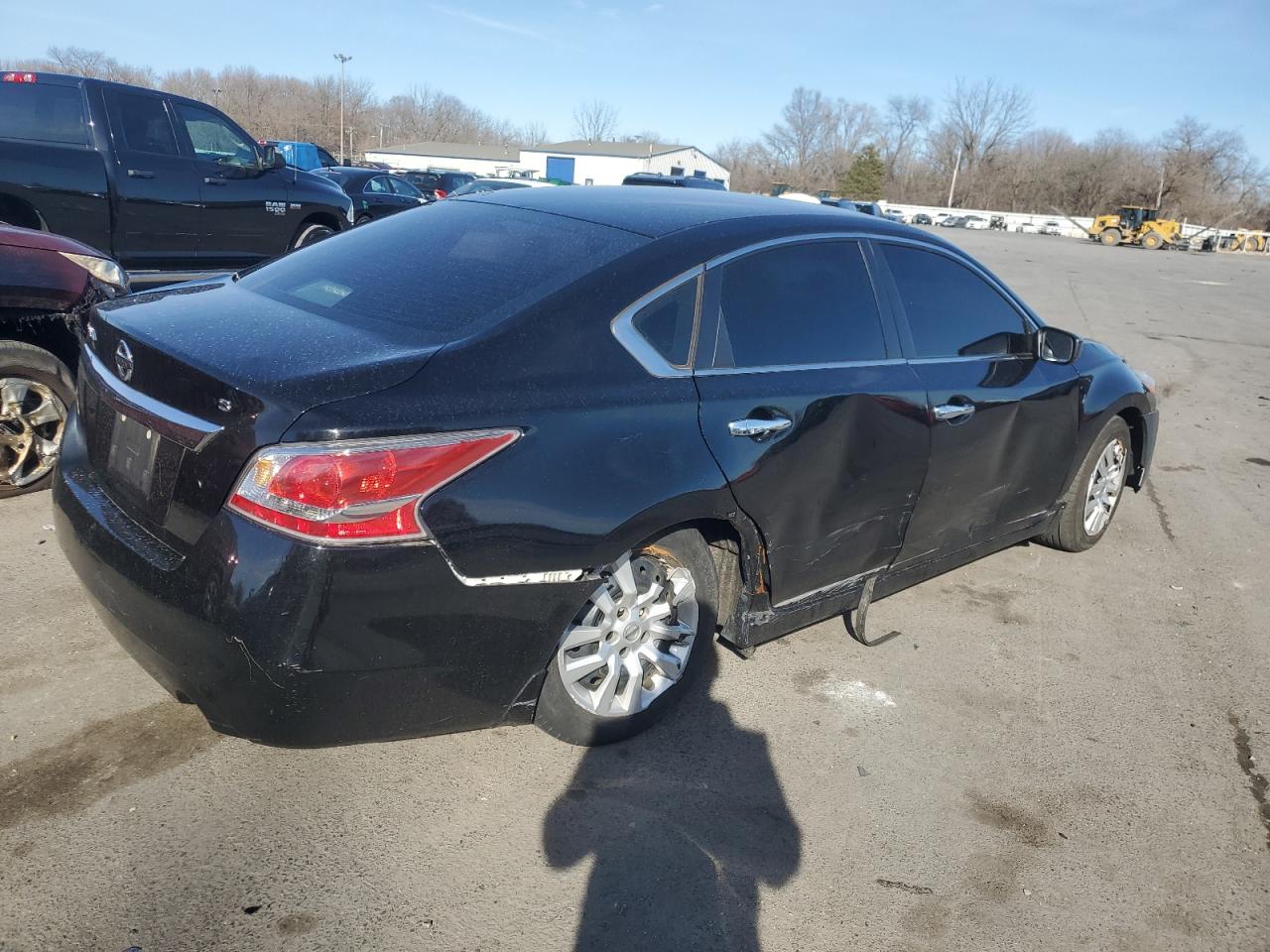 2015 Nissan Altima VIN 1N4AL3AP9FC218296 Copart auction photo, rear end damage thumbnail 3