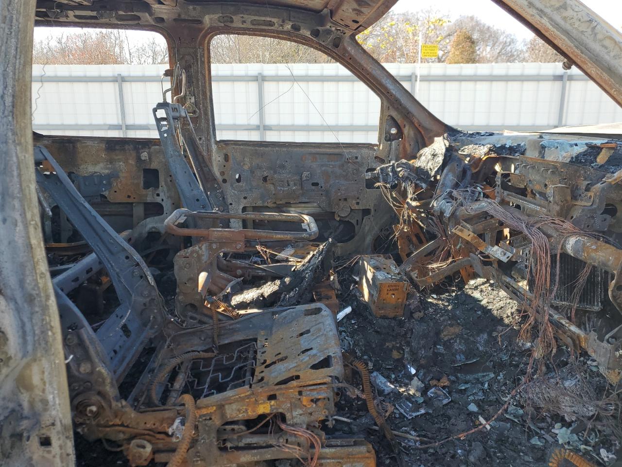 2011 Chevrolet Suburban VIN 1GNWK5EG5BR230131 Copart auction photo, burn / front end damage thumbnail 7