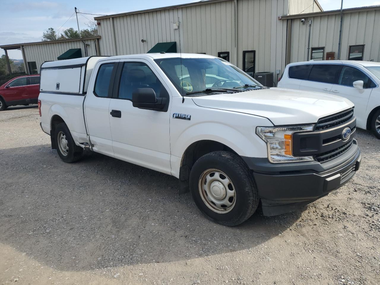 2018 Ford F-150 VIN 1FTEX1CB4JKD24207 Copart auction photo, normal wear damage thumbnail 4