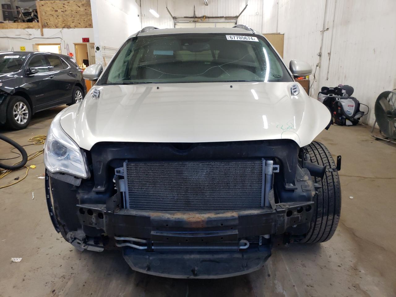 2015 Buick Enclave VIN 5GAKVBKD3FJ303364 Copart auction photo, front end / rear end damage thumbnail 5