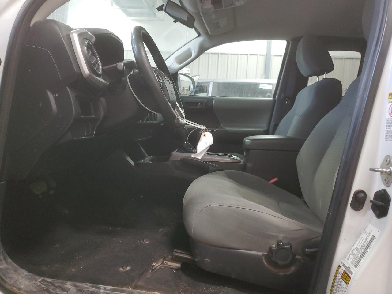 2016 Toyota Tacoma VIN 5TFSZ5AN1GX024041 Copart auction photo, all over damage thumbnail 7
