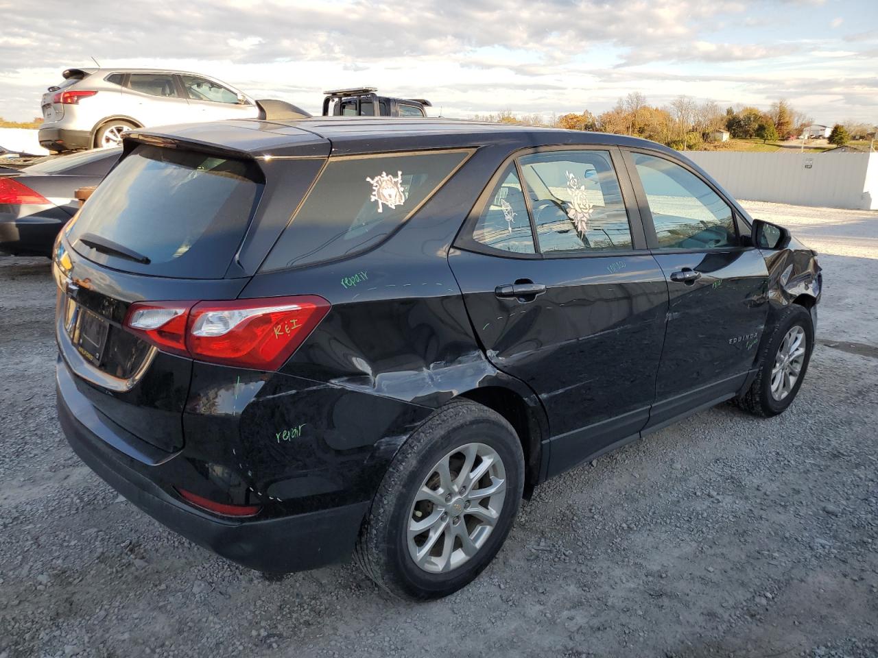 2020 Chevrolet Equinox VIN 2GNAXHEV6L6186021 Copart auction photo, all over damage thumbnail 3