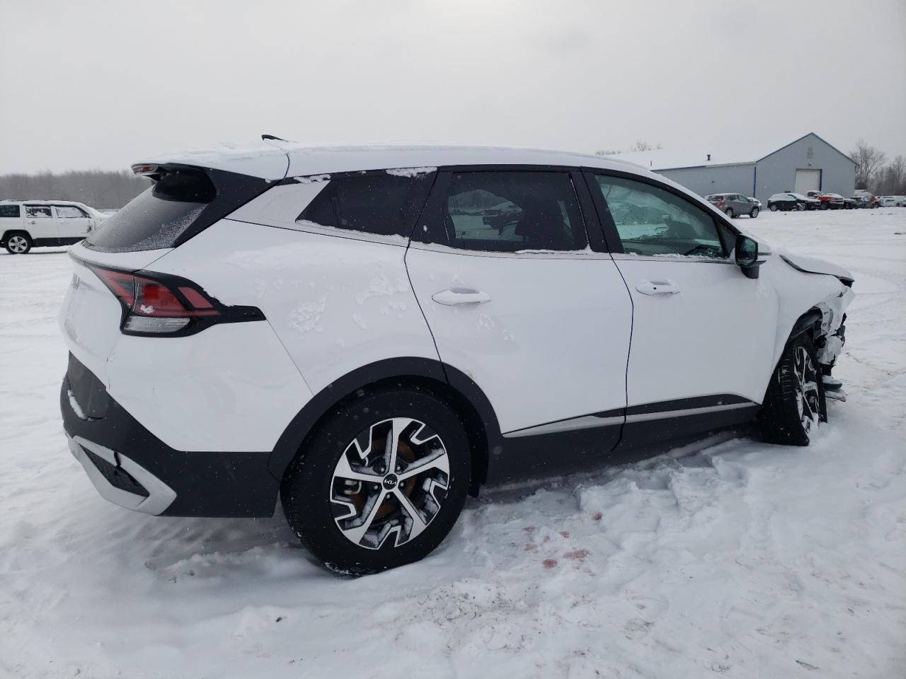 2024 KIA Sportage VIN 5XYK33DF0RG217149 Copart auction photo, front end damage thumbnail 3
