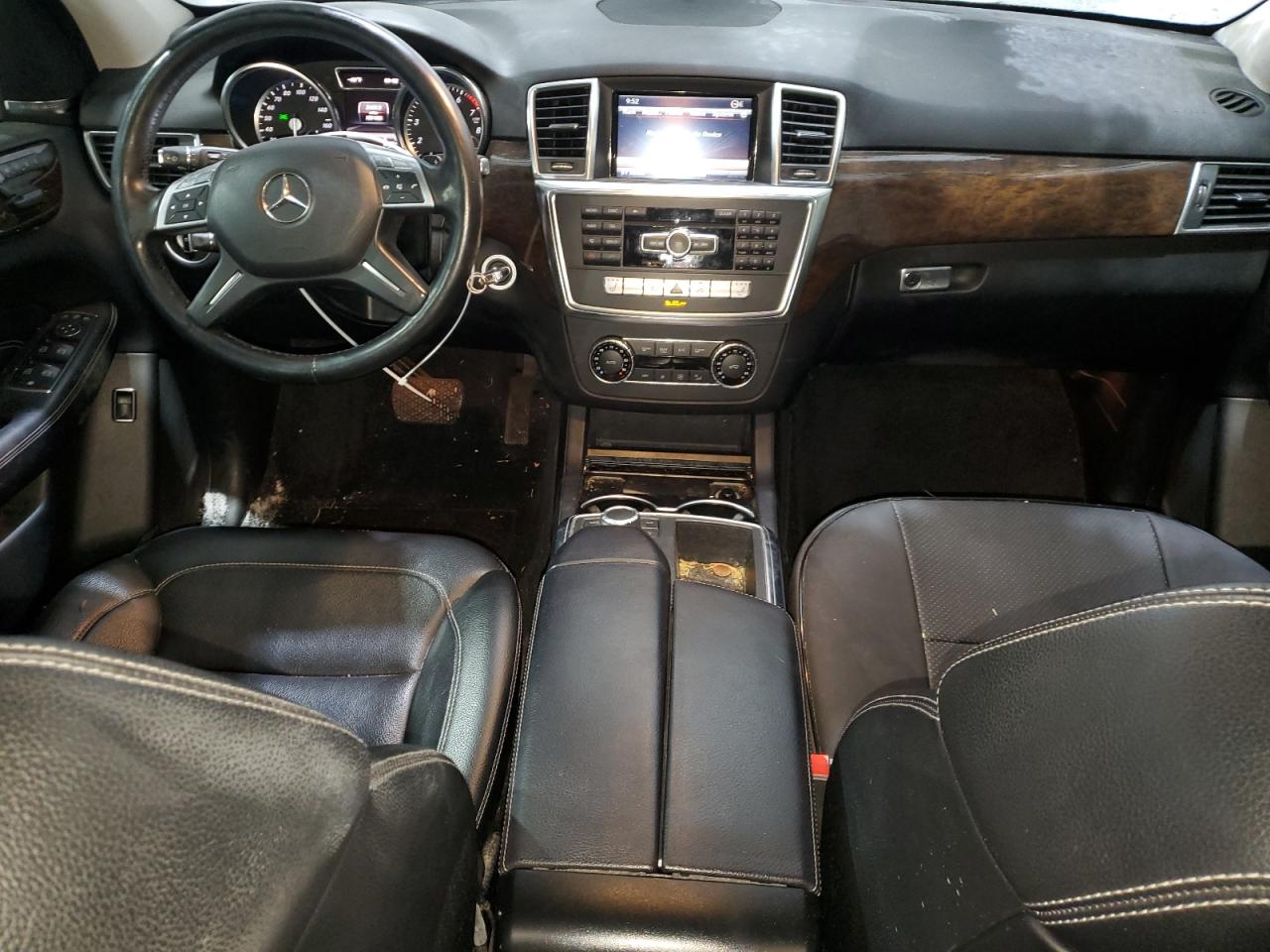 2013 Mercedes-Benz M-klasse VIN 4JGDA5HB4DA174506 Copart auction photo, front end damage thumbnail 8