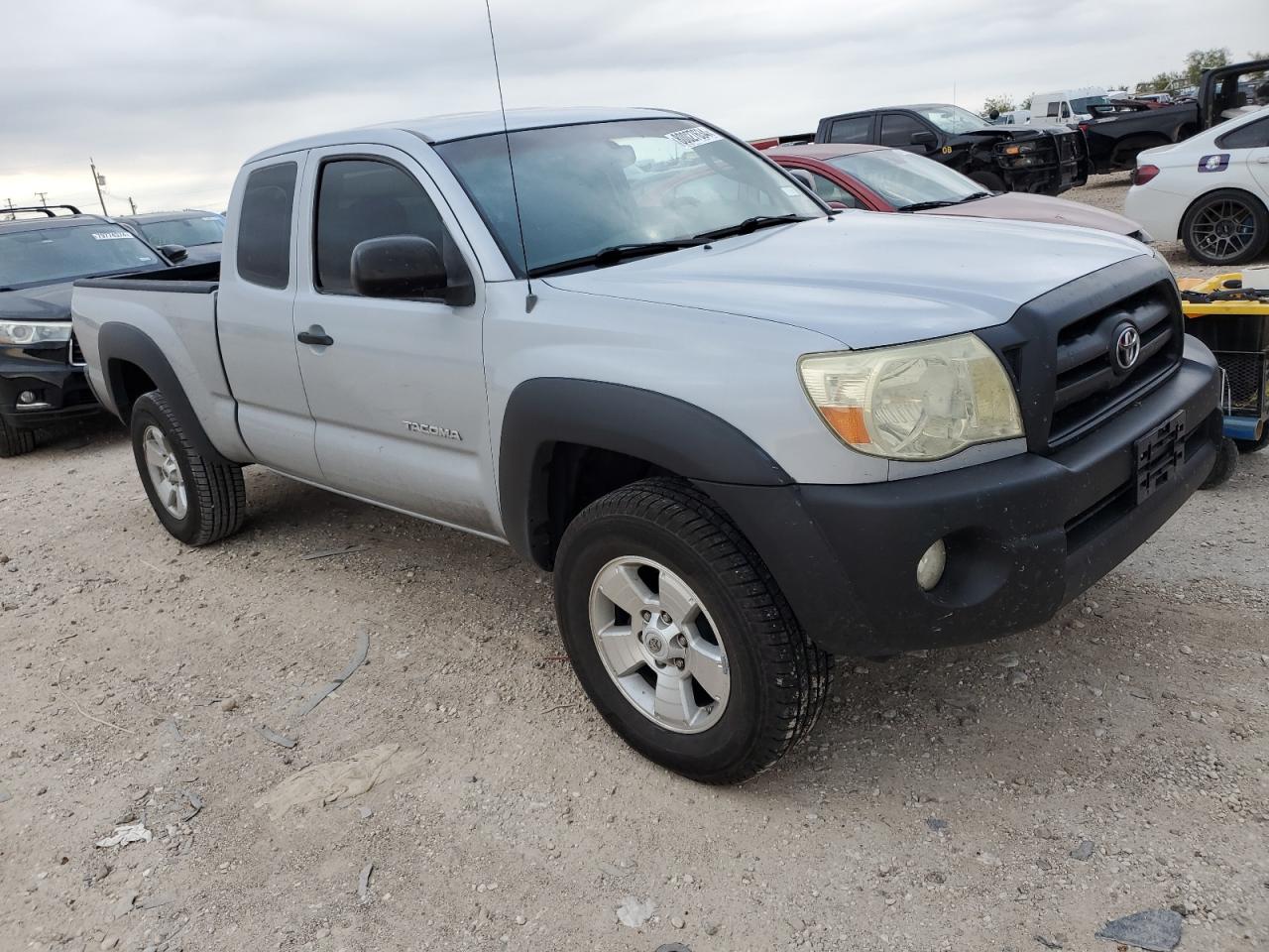 2007 Toyota Tacoma VIN 5TEUX42N97Z399031 Copart auction photo, minor dent/scratches damage thumbnail 4