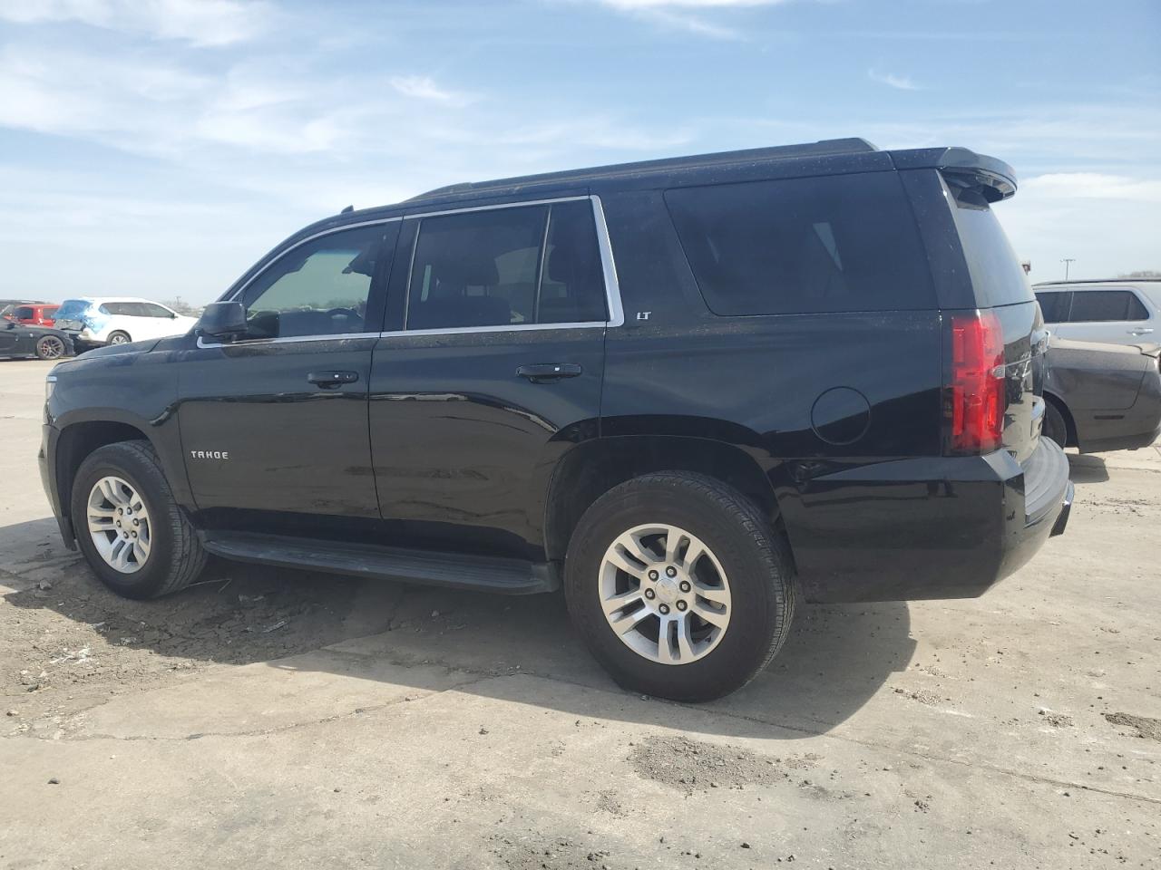 2016 Chevrolet Tahoe VIN 1GNSCBKC5GR407201 Copart auction photo, front end / hail damage thumbnail 2