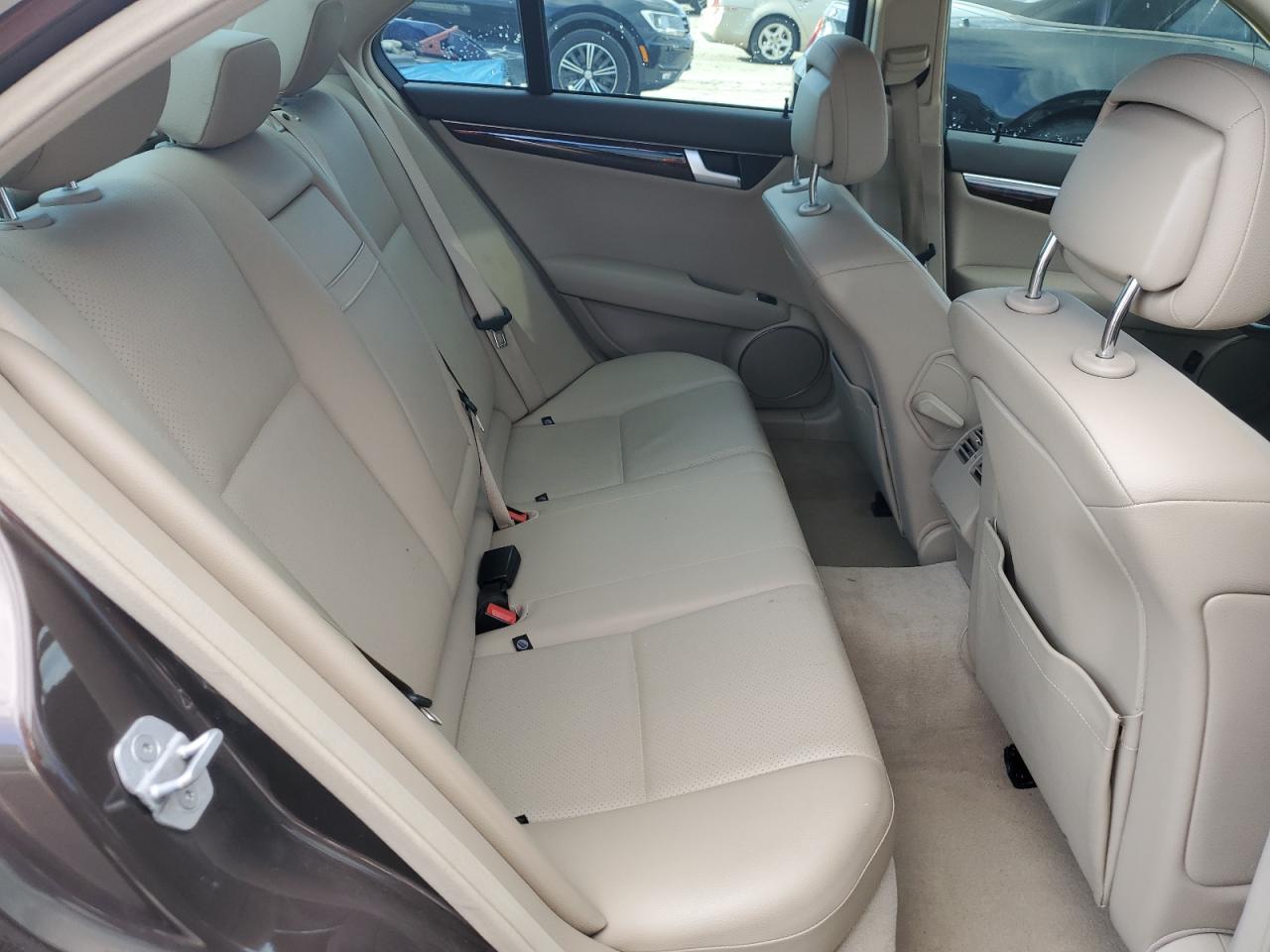 2014 Mercedes-Benz C-klasse VIN WDDGF8AB4EG201416 Copart auction photo, front end damage thumbnail 10