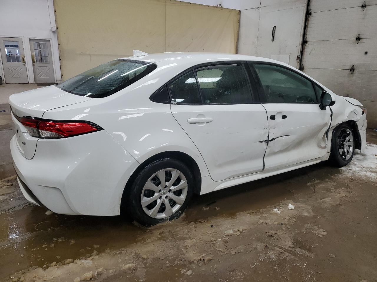 2021 Toyota Corolla VIN 5YFEPMAE1MP235523 Copart auction photo, side / front end damage thumbnail 3