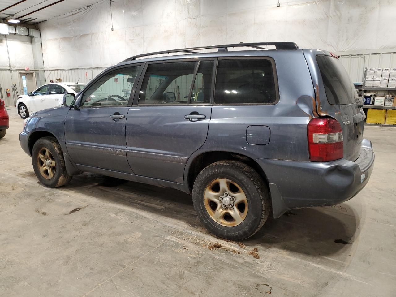 2005 Toyota Highlander VIN JTEGD21AX50132045 Copart auction photo, rear end / normal wear damage thumbnail 2