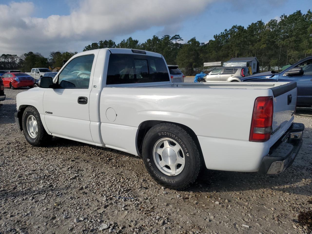 2000 Chevrolet Silverado VIN 1GCEC14V6YZ341614 Copart auction photo, vandalism / replaced vin damage thumbnail 2