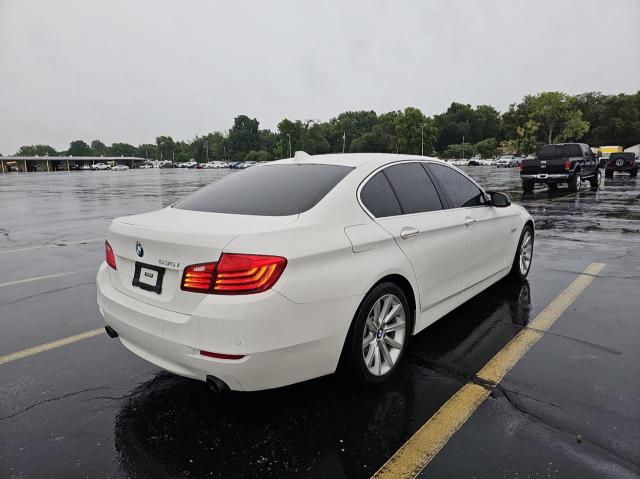 2015 BMW 5er VIN WBA5B1C53FD918840 Copart auction photo, minor dent/scratches / normal wear damage thumbnail 4