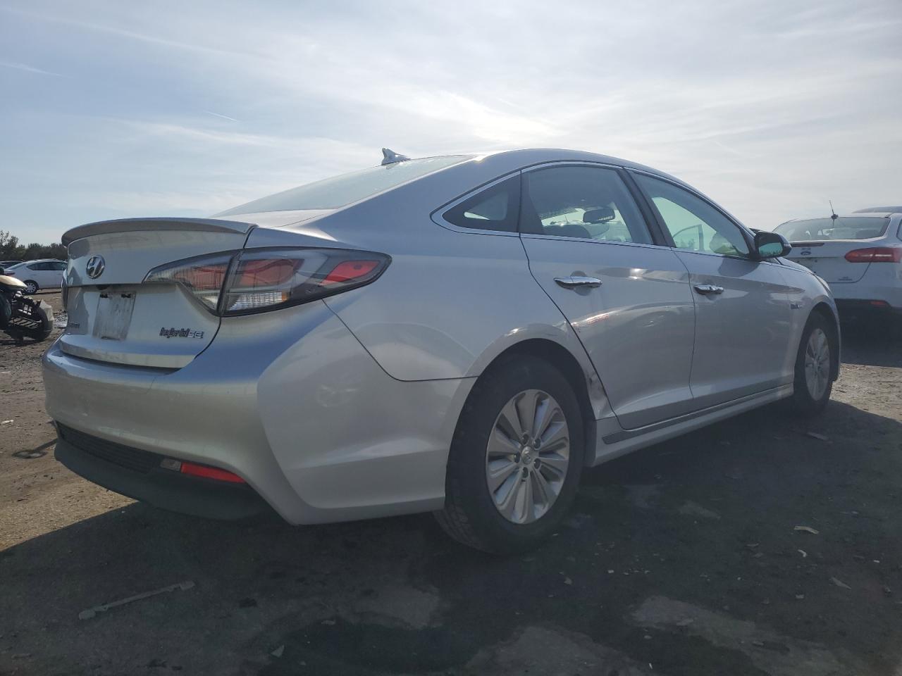 2016 Hyundai Sonata VIN KMHE24L13GA012493 Copart auction photo, rear end damage thumbnail 3