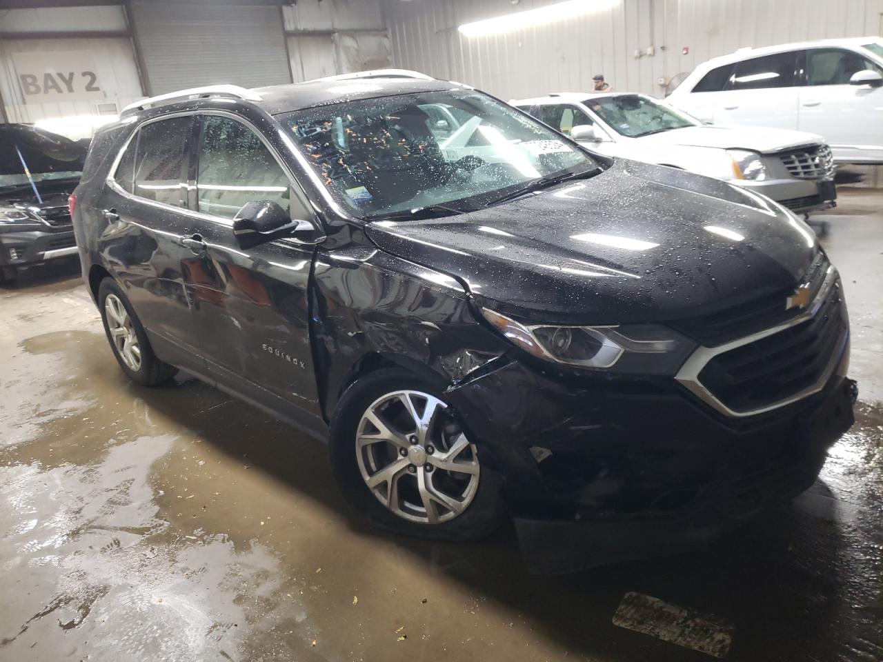 2019 Chevrolet Equinox VIN 3GNAXVEX5KL306210 Copart auction photo, front end / side damage thumbnail 4