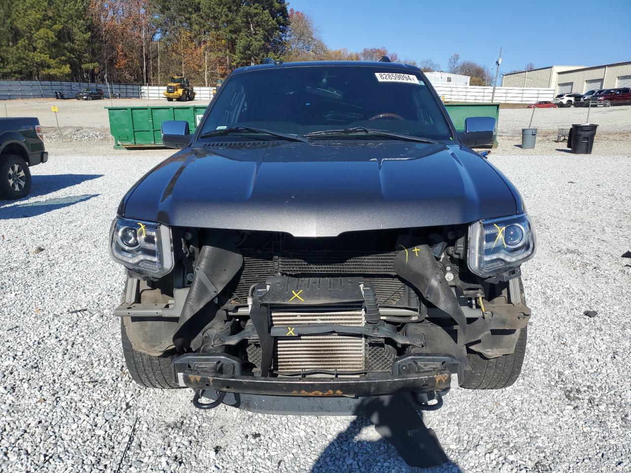 2017 Lincoln Navigator VIN 5LMJJ2HT3HEL13272 Copart auction photo, front end / rear end damage thumbnail 5