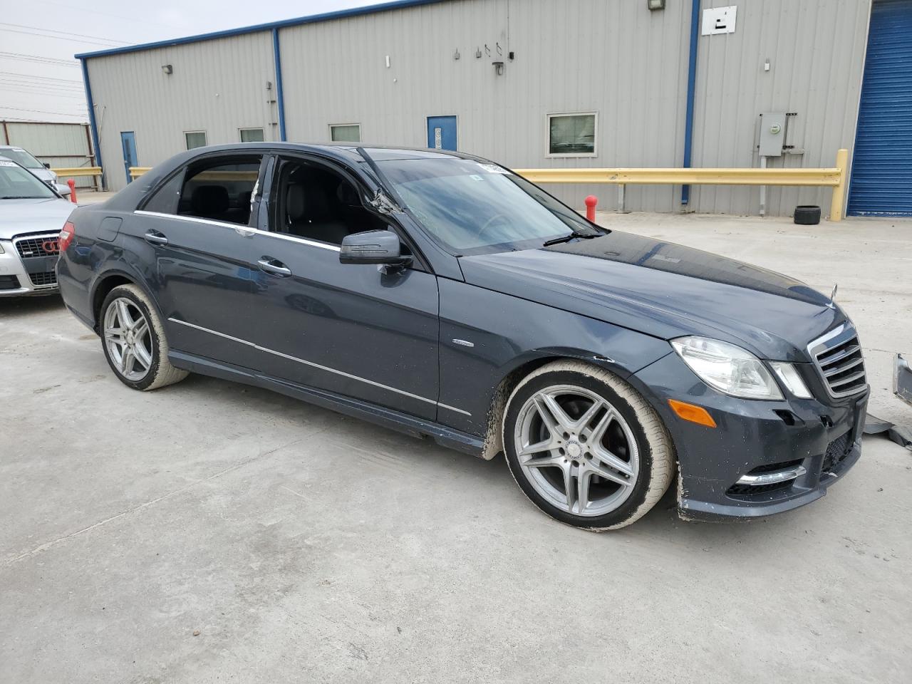 2012 Mercedes-Benz E-klasse VIN WDDHF5KB1CA565052 Copart auction photo, side / minor dent/scratches damage thumbnail 4