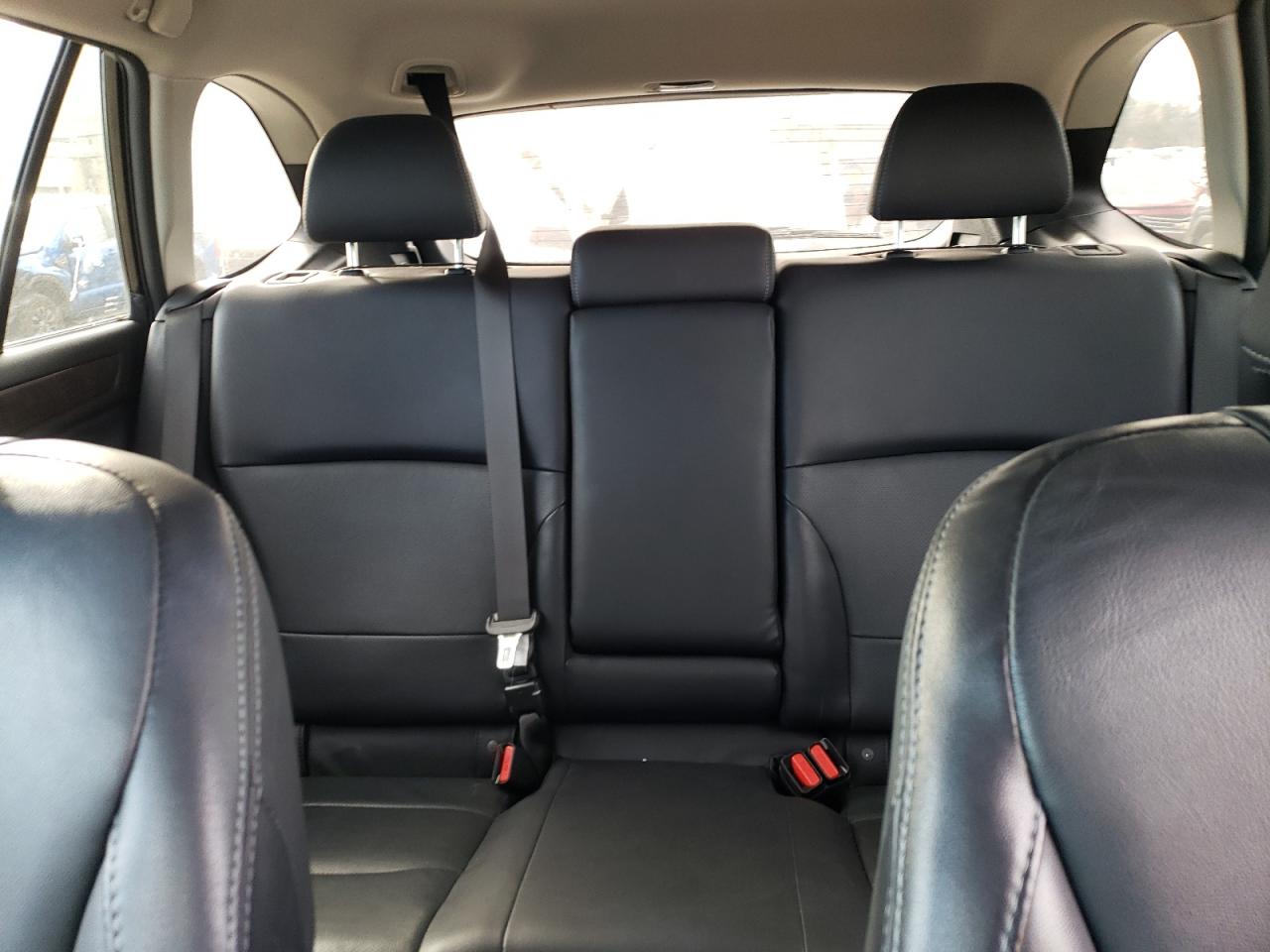 2017 Subaru Outback VIN 4S4BSENC3H3428671 Copart auction photo, rear end / minor dent/scratches damage thumbnail 10