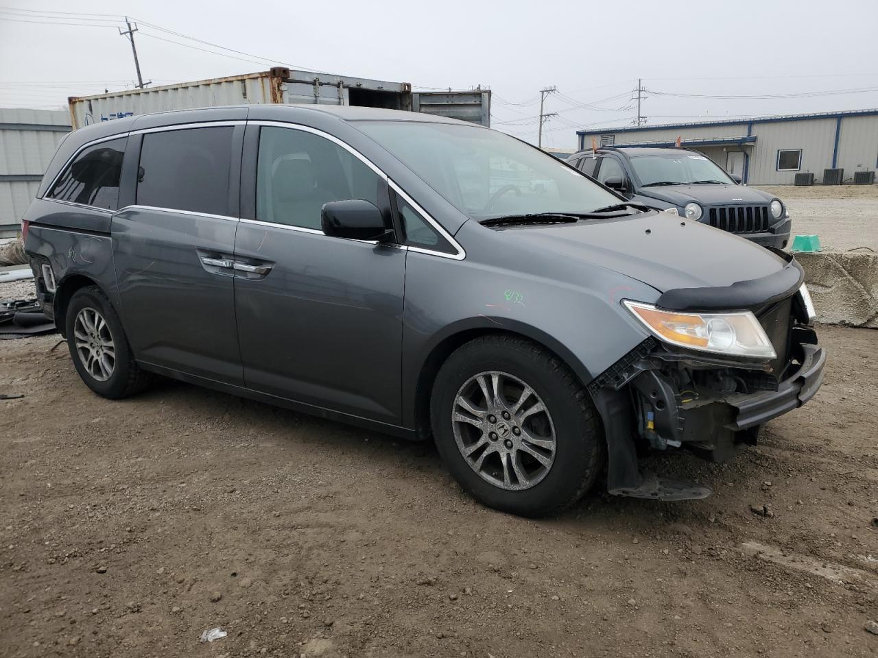 2013 Honda Odyssey VIN 5FNRL5H42DB042342 Copart auction photo, rear end / front end damage thumbnail 4