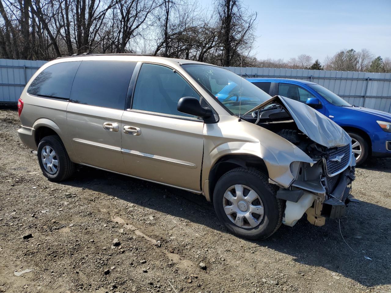 2003 Chrysler Town & Country VIN 2C4GP443X3R221153 Copart auction photo, front end damage thumbnail 4