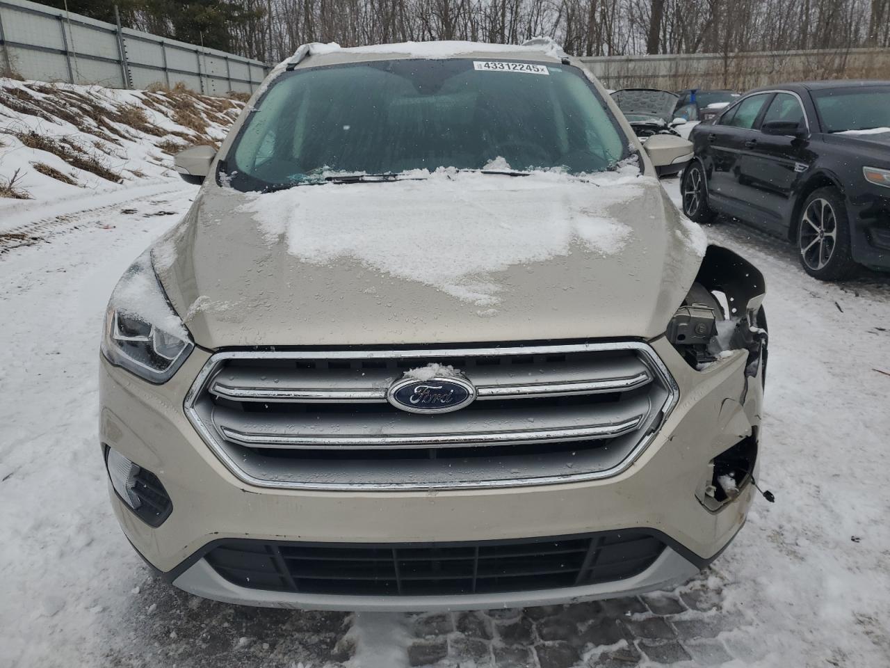 2017 Ford Escape VIN 1FMCU9J95HUC91176 Copart auction photo, front end / side damage thumbnail 5