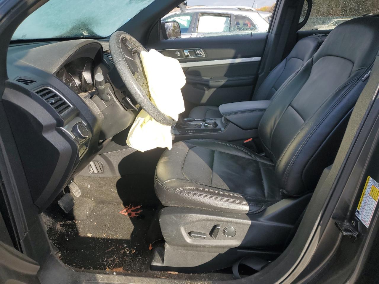 2017 Ford Explorer VIN 1FM5K8DH8HGD73963 Copart auction photo, front end / side damage thumbnail 7