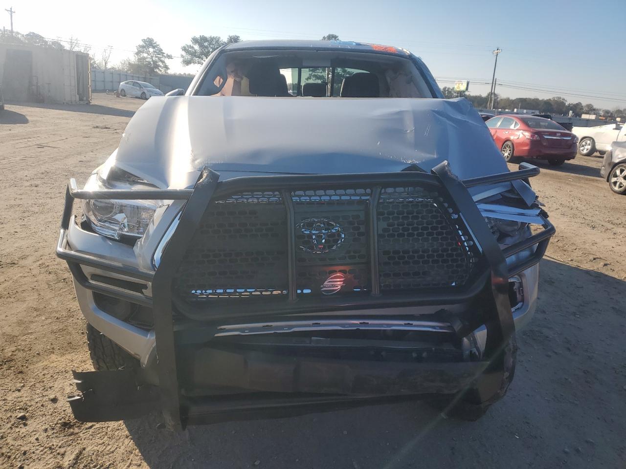 2017 Toyota Tacoma VIN 5TFCZ5ANXHX055147 Copart auction photo, all over damage thumbnail 5