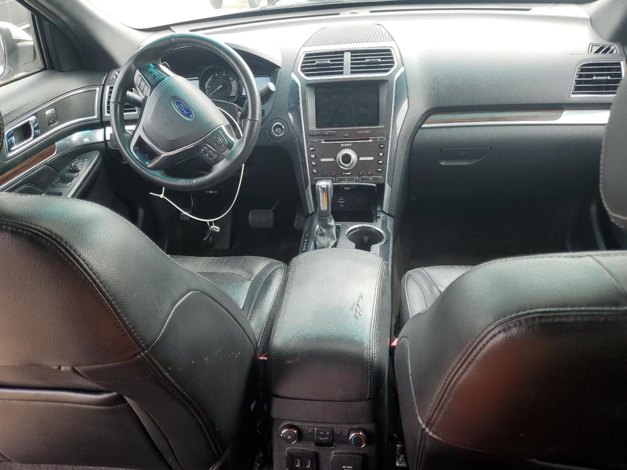2016 Ford Explorer VIN 1FM5K7F86GGA26976 Copart auction photo, minor dent/scratches damage thumbnail 8