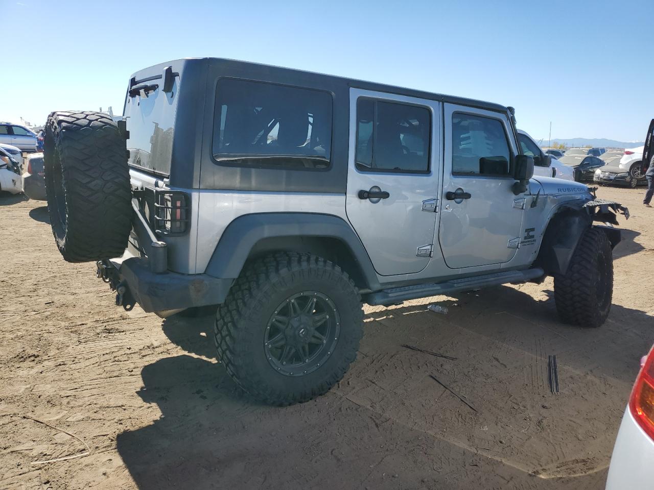 2015 Jeep Wrangler VIN 1C4BJWFG6FL626799 Copart auction photo, front end / side damage thumbnail 3
