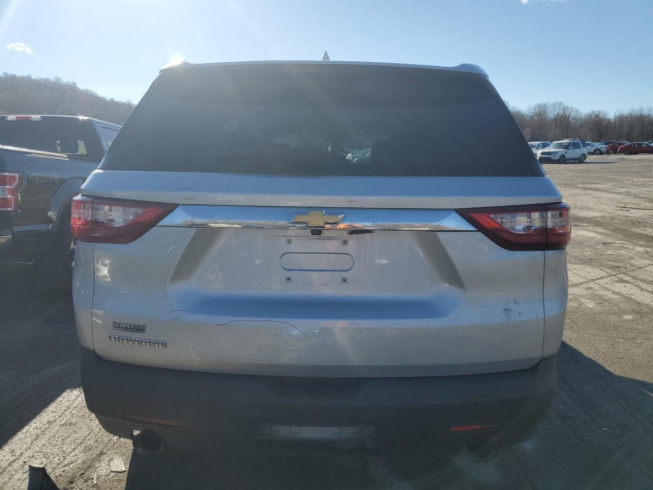 2020 Chevrolet Traverse VIN 1GNERFKW3LJ203857 Copart auction photo, front end damage thumbnail 6