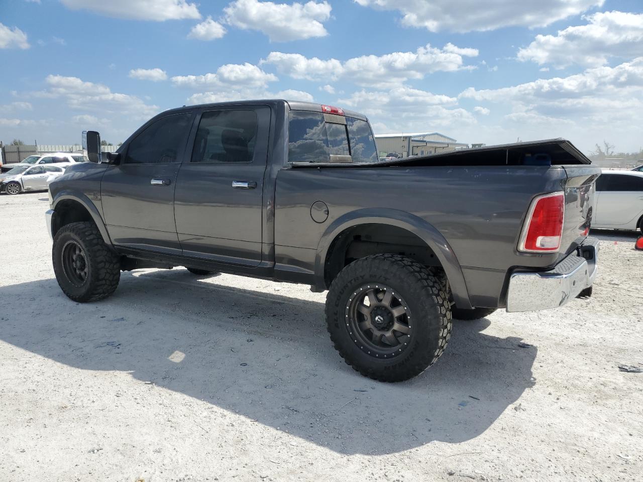 2014 RAM 2500 VIN 3C6UR5FL2EG147937 Copart auction photo, water/flood damage thumbnail 2
