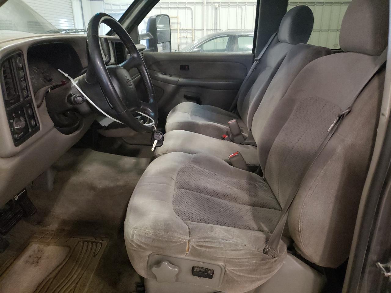 2000 Chevrolet Silverado VIN 2GCEK19T5Y1143450 Copart auction photo, frame damage damage thumbnail 7