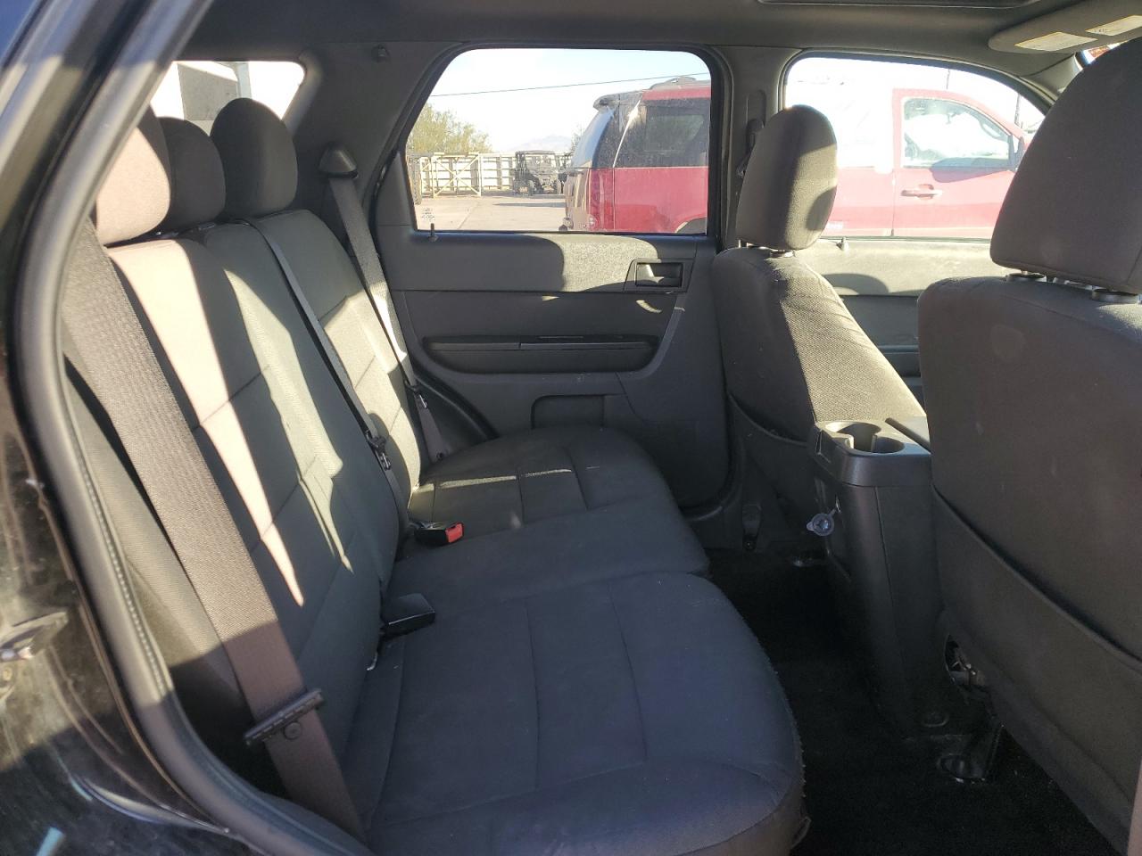 2012 Ford Escape VIN 1FMCU0DG2CKA96923 Copart auction photo, minor dent/scratches damage thumbnail 11