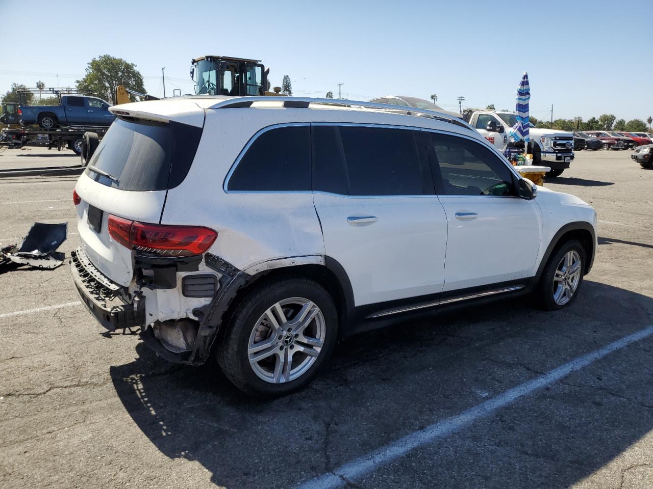 2020 Mercedes-Benz GLB VIN W1N4M4GB7LW039845 Copart auction photo, rear end / minor dent/scratches damage thumbnail 3