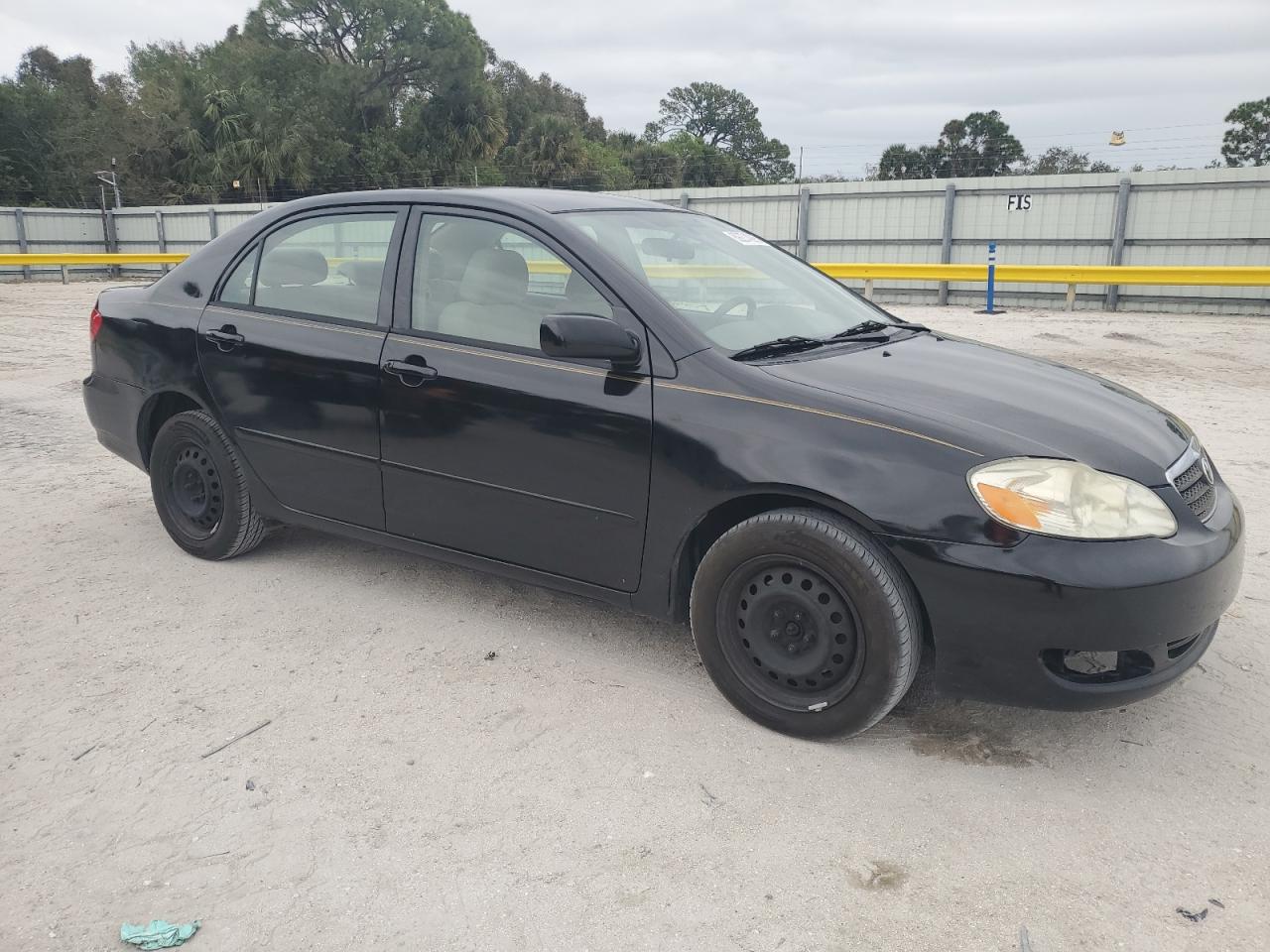 2007 Toyota Corolla VIN 1NXBR32E07Z898171 Copart auction photo, side / minor dent/scratches damage thumbnail 4