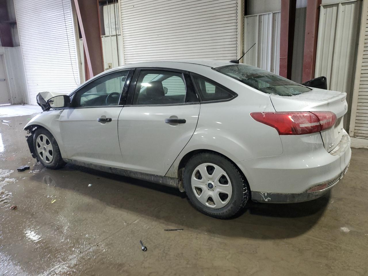 2016 Ford Focus VIN 1FADP3E27GL386374 Copart auction photo, front end damage thumbnail 2